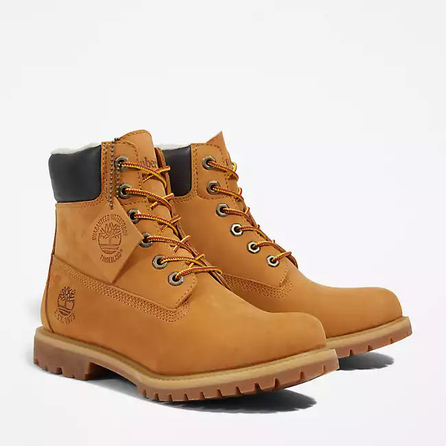 Bottes Timberland, imperméables, hiver, bonne qualite, solide, anti-froid, résistant, Botte Earthkeepers Timberland, randonné, Style Urbain, Montreal, Canada, Pluie, Femme, Bottes d'hiver. Timberland boots, waterproof, winter, good quality, solid, anti-cold, resistant, Earthkeepers Timberland boot, hiking, Urban Style, Montreal, Canada, Rain, Women, Winter boots. 
