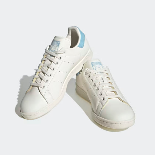 Chaussures pour hommes, Homme, Chaussure, Chaussures de sport, Sneakers, Basket, Tennis de marche, Légères, Respirantes, Confortables, Amorti, Tige en maille, Semelle antidérapante, Technologie d'amorti, Meilleures baskets, Style Urbain, Adidas  Men's shoes, men, Best sneakers, Lightweight, Breathable, Walking sneakers, Cushioned, Mesh upper, Non-slip, sole, Cushioning, technology, Running sneakers, Walking, sneakers, Style Urbain, Montreal