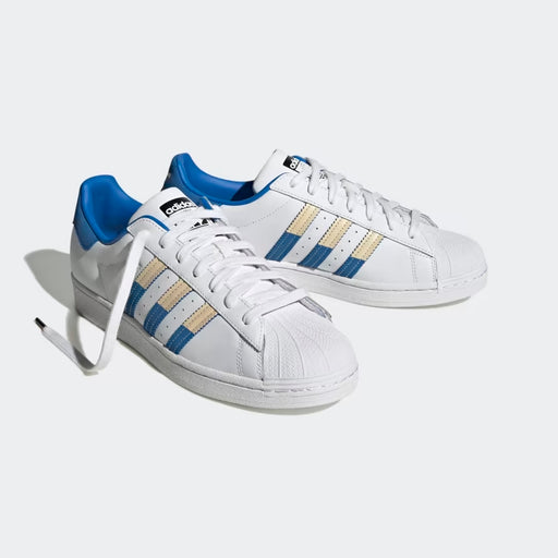 Chaussures pour hommes, Homme, Chaussure, Chaussures de sport, Sneakers, Basket, Tennis de marche, Légères, Respirantes, Confortables, Amorti, Tige en maille, Semelle antidérapante, Technologie d'amorti, Meilleures baskets, Style Urbain, Adidas  Men's shoes, men, Best sneakers, Lightweight, Breathable, Walking sneakers, Cushioned, Mesh upper, Non-slip, sole, Cushioning, technology, Running sneakers, Walking, sneakers, Style Urbain, Montreal